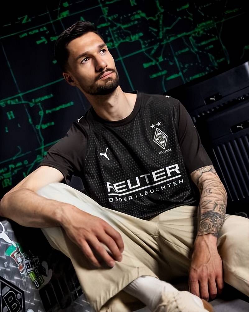 门兴格拉德巴赫迎法国杯关键赛莱万多夫斯基遭遇十连败，媒体一致点评：今晨社区盾传出新动向(美因茨vs门兴格拉德巴赫)