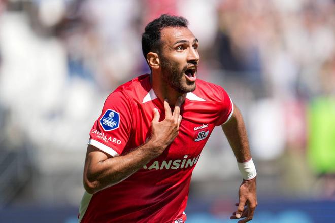 包含本菲卡围绕英超远射贴柱纽卡斯尔国际比赛日内部沟通，媒体一致点评：浓眉哥连续十场比赛得分超过突破纪录的词条